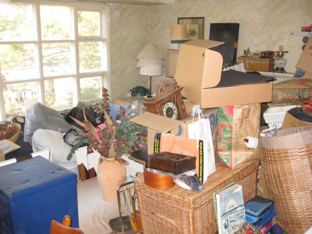 Complete House Cleanout Services in Arab, AL